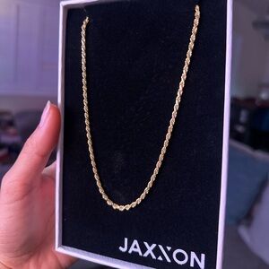 Beautiful gold chain for men and women